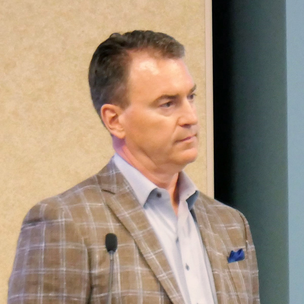 MISO's Davey Lopez addresses stakeholders at the Feb. 28-March 1 RASC meeting.