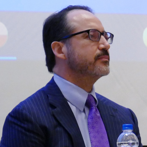 ERCOT IMM Carrie Bivens (right) testifies before the Texas Senate as PUC Chair Peter Lake (left) and E3's Zach Ming listen. 