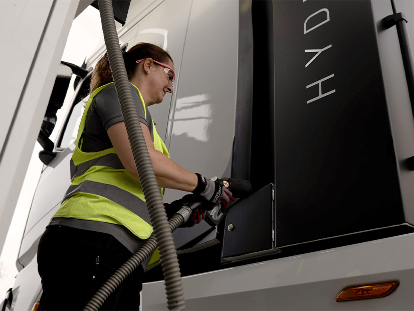 A hydrogen hub proposed by Arizona and Nevada would create a network of hydrogen producers, consumers and infrastructure.