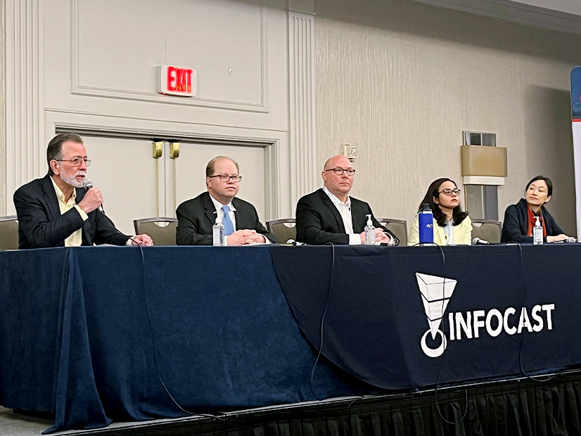 <em>RTO Insider</em> Editor Rich Heidorn Jr. (left) moderates a panel discussion with (left to right), Erik Heinle, Office of the People's Counsel for the District of Columbia; Brian C. Drumm, ITC Holdings; Himali Parmar, ICF International; and Jennifer Chen, World Resources Institute.