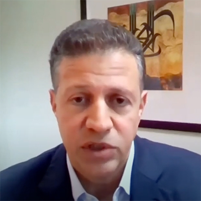 Energy companies in the United Arab Emirates are targeting 25% of the global hydrogen market by 2030, using solar power to produce it. But fossil energy will continue to underpin global economies for decades, say energy experts.