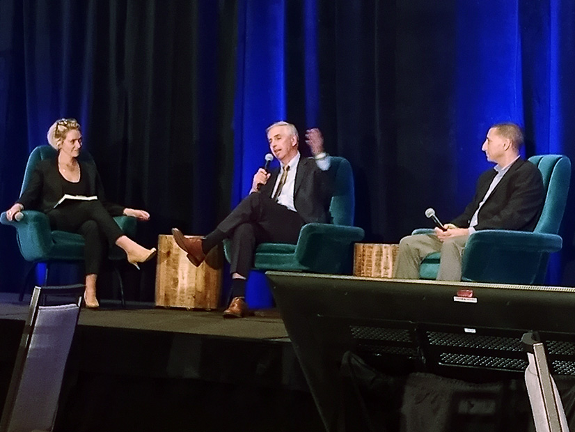 <span style="color: rgb(36, 36, 36); letter-spacing: normal; orphans: 2; text-align: start; white-space: normal; widows: 2; word-spacing: 0px; display: inline !important; float: none;">Renewable energy developers Matthew Picardi of Shell (center) and Nabil Hitti of National Grid (right) discuss OSW challenges with moderator Adrienne Downey, of NYSERDA.</span>
