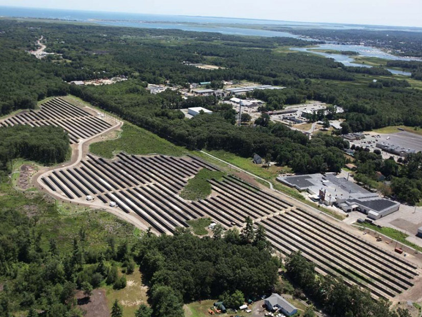 <p>6-MW solar farm in Salisbury, Mass.</p>