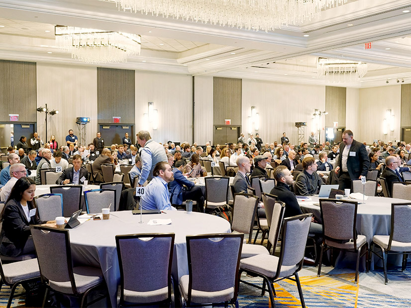 A full house listens to speakers at the New York-New Jersey Offshore Wind Supplier Forum on Jan. 11 in Brooklyn.