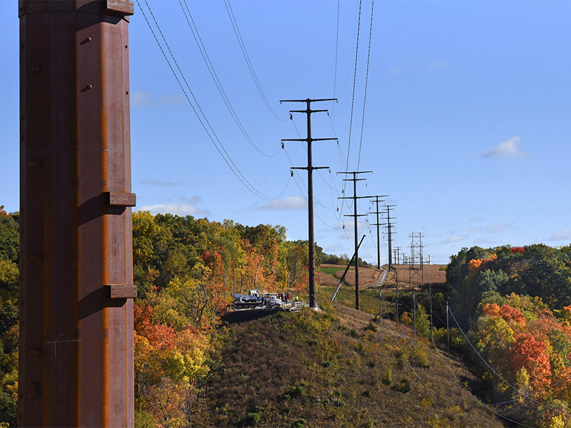 The Cardinal-Hickory Creek line under construction