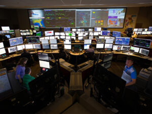 SPP's Coordination Center uses real-time and forward-looking weather data to manage grid operations. SPP's Coordination Center uses real-time and forward-looking weather data to manage grid operations.